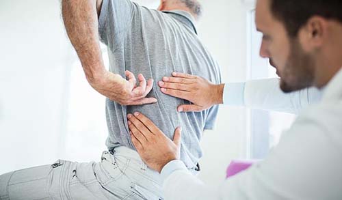 مراجعه به پزشک برای کمردرد - visit doctor for Low Back Pain