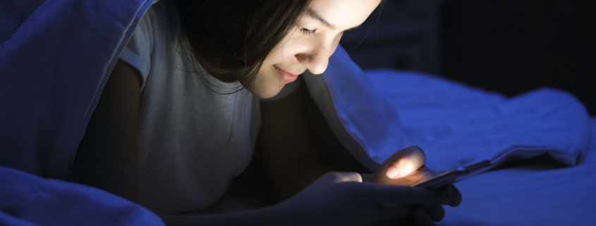 Asthma and allergies more common in teens who stay up late - دیرخوابیدن خطر ابتلا به آسم و آلرژی را در نوجوانان افزایش می دهد